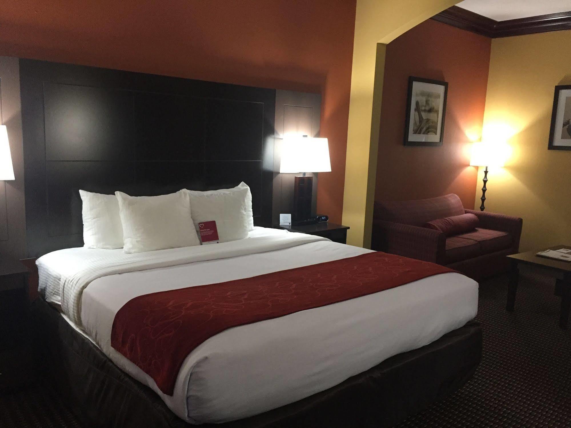 Comfort Suites Lake Jackson Clute Lago Jackson Exterior foto