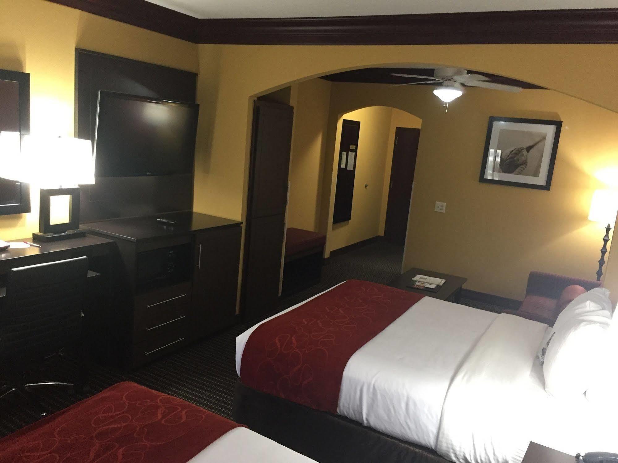 Comfort Suites Lake Jackson Clute Lago Jackson Exterior foto